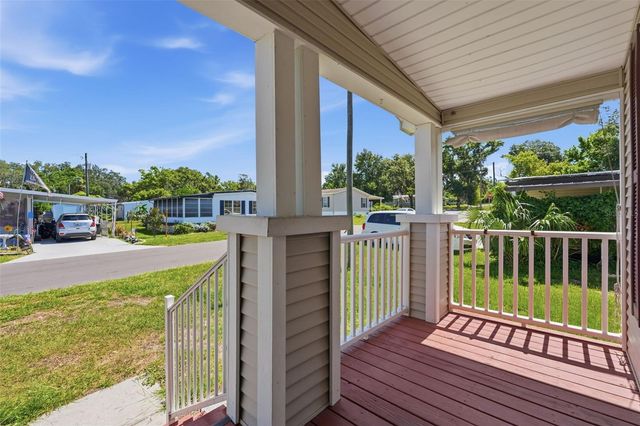 39206 FLORA AVENUE, Zephyrhills, FL 33542