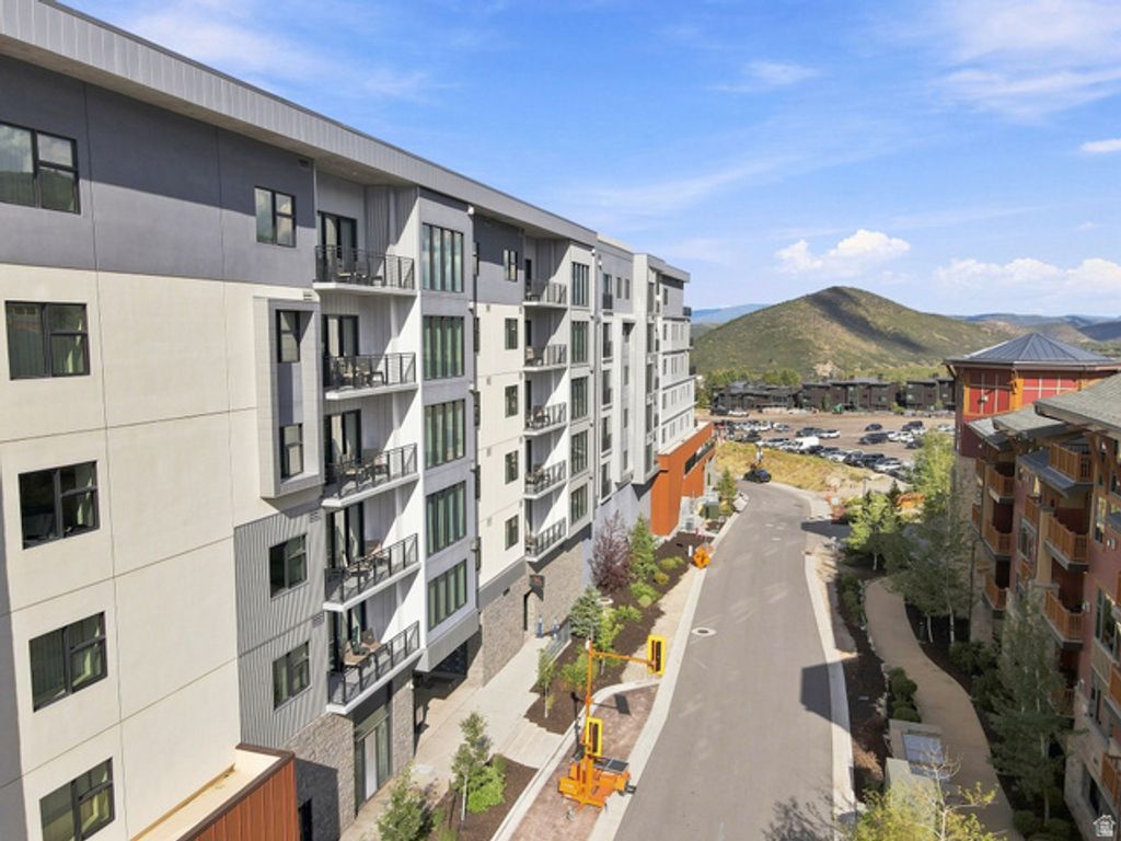 2417 W HIGH RD #3210, Park City, UT 84098 — photo 3