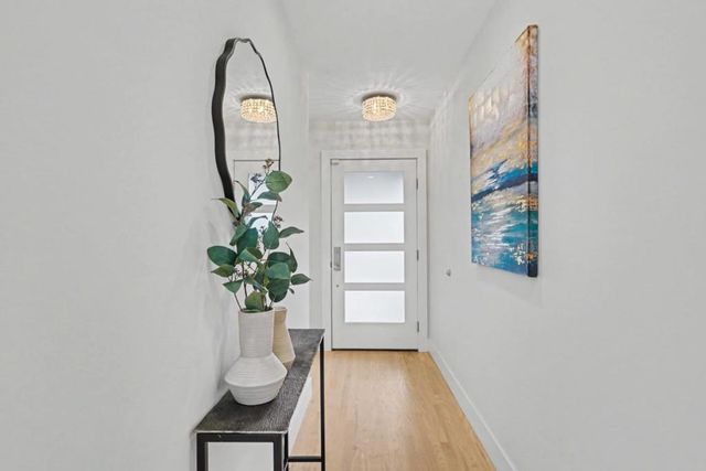 851 Mangrove Avenue, Sunnyvale, CA 94086