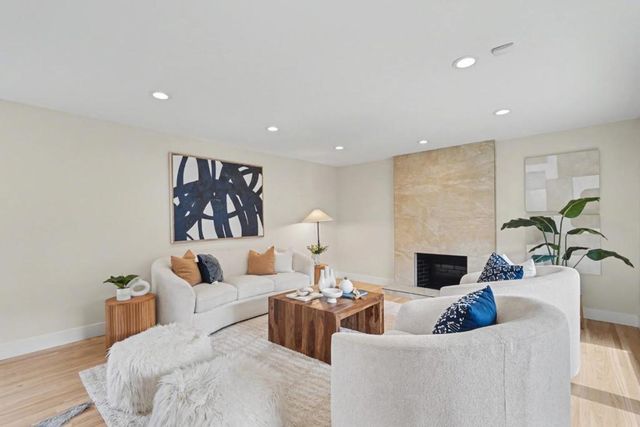 851 Mangrove Avenue, Sunnyvale, CA 94086