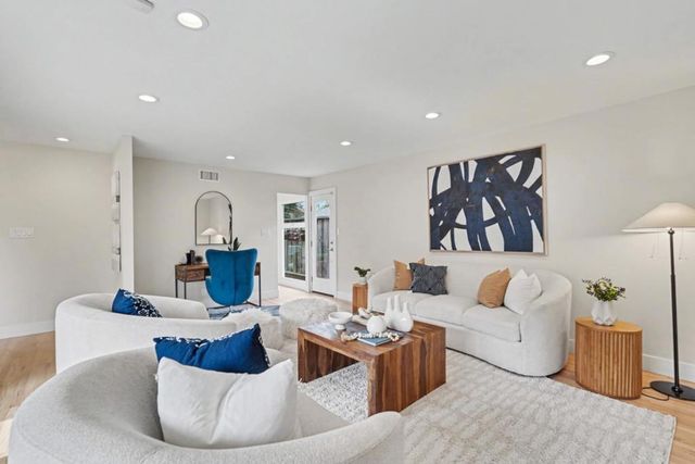 851 Mangrove Avenue, Sunnyvale, CA 94086