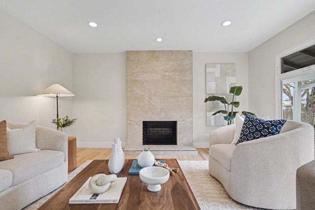 851 Mangrove Avenue, Sunnyvale, CA 94086