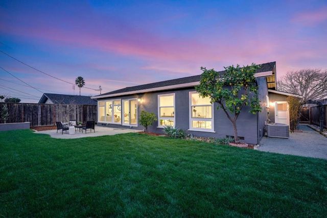 851 Mangrove Avenue, Sunnyvale, CA 94086