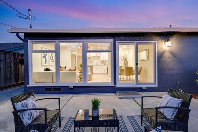 851 Mangrove Avenue, Sunnyvale, CA 94086