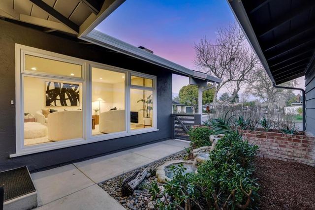 851 Mangrove Avenue, Sunnyvale, CA 94086