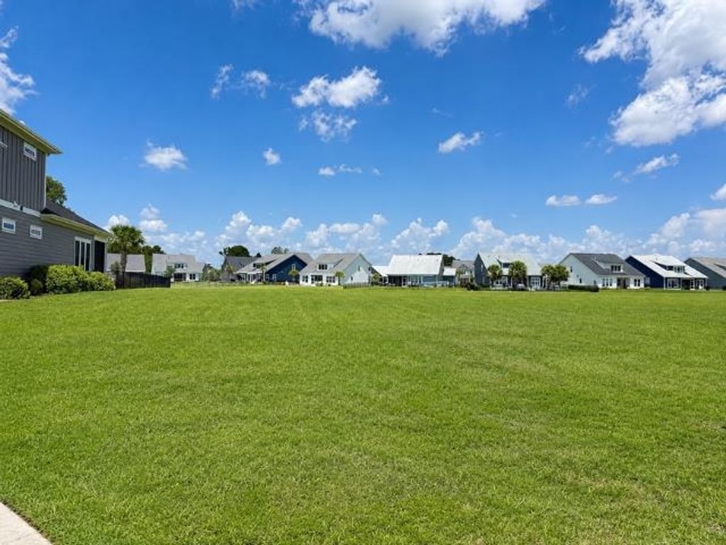374 Harbour View Dr., Myrtle Beach, SC 29579 — exterior