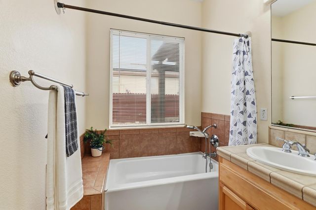 5125 Fawn Hollow Way, Antelope, CA 95843