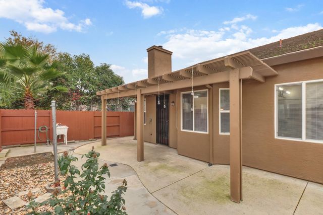 5125 Fawn Hollow Way, Antelope, CA 95843