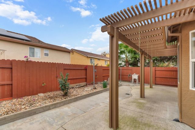 5125 Fawn Hollow Way, Antelope, CA 95843