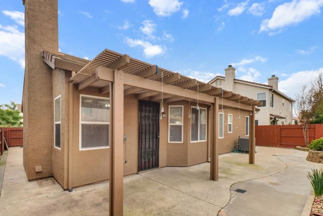 5125 Fawn Hollow Way, Antelope, CA 95843