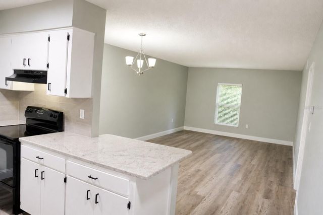 165 PICARDY VILLA CIRCLE 201, Brandon, FL 33510