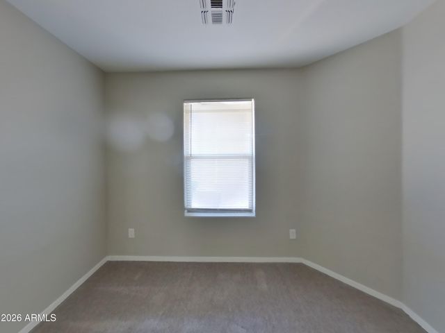 8123 W HAMMOND Lane, Phoenix, AZ 85043