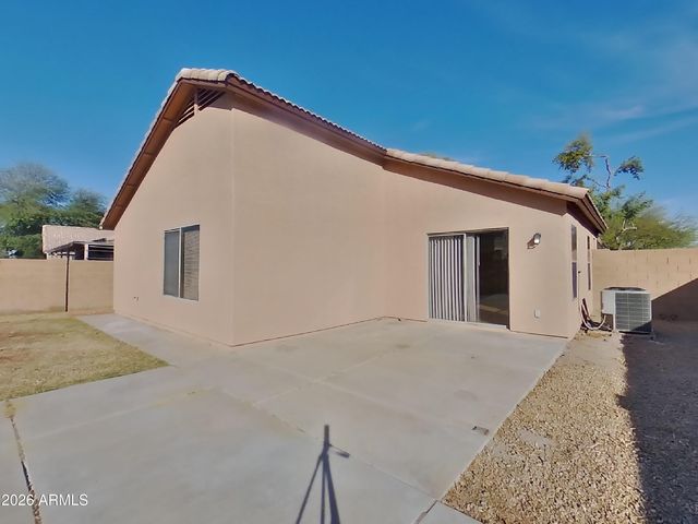 8123 W HAMMOND Lane, Phoenix, AZ 85043