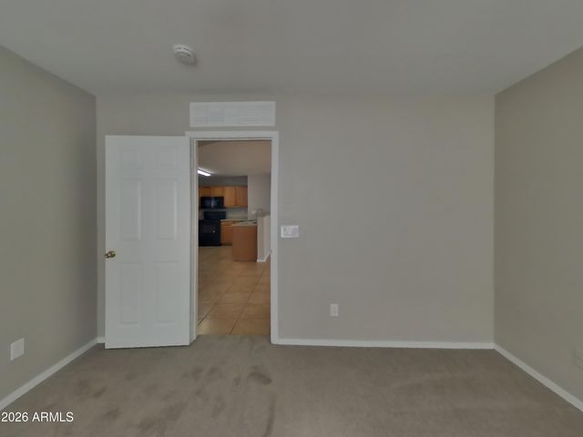 8123 W HAMMOND Lane, Phoenix, AZ 85043