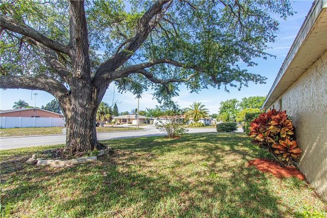 8900 LIDO LANE, Port Richey, FL 34668