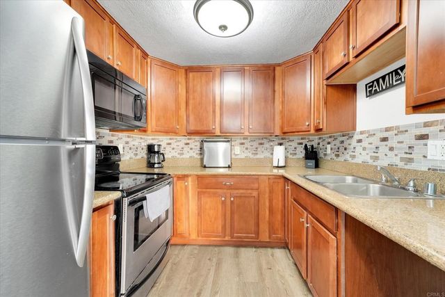 12719 Robison Boulevard 18, Poway, CA 92064