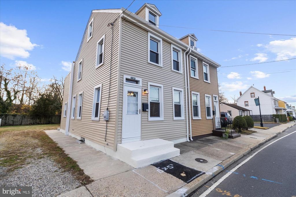 112 RANCOCAS RD, Mount Holly, NJ 08060