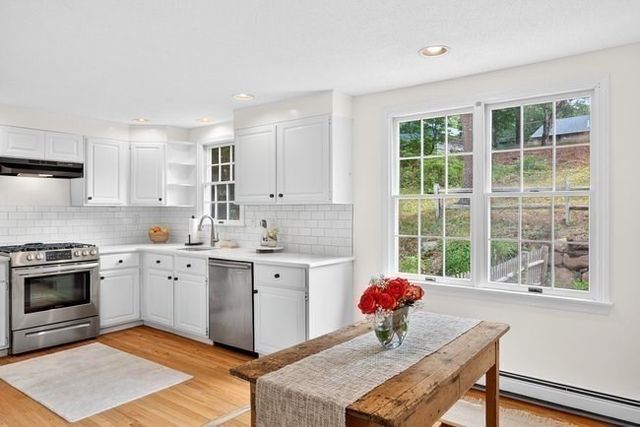 20 Mutiny Way, Mashpee, MA 02649