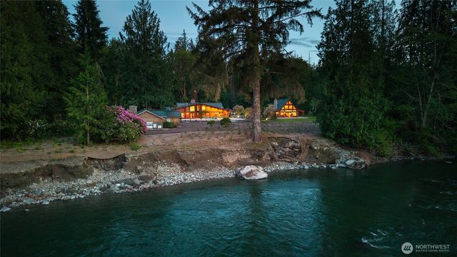 21733 Entsminger Road NE, Arlington, WA 98223