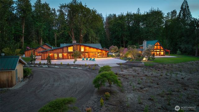 21733 Entsminger Road NE, Arlington, WA 98223