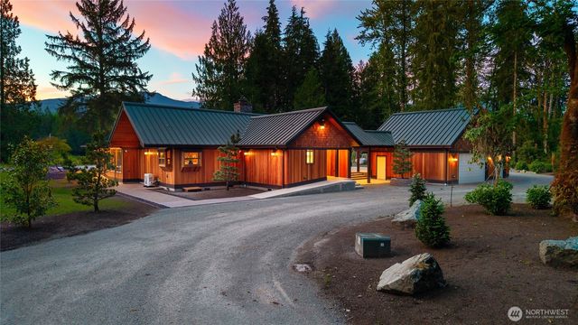 21733 Entsminger Road NE, Arlington, WA 98223