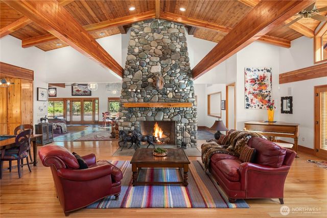 21733 Entsminger Road NE, Arlington, WA 98223