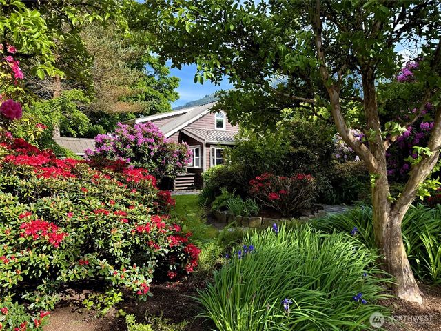 21733 Entsminger Road NE, Arlington, WA 98223