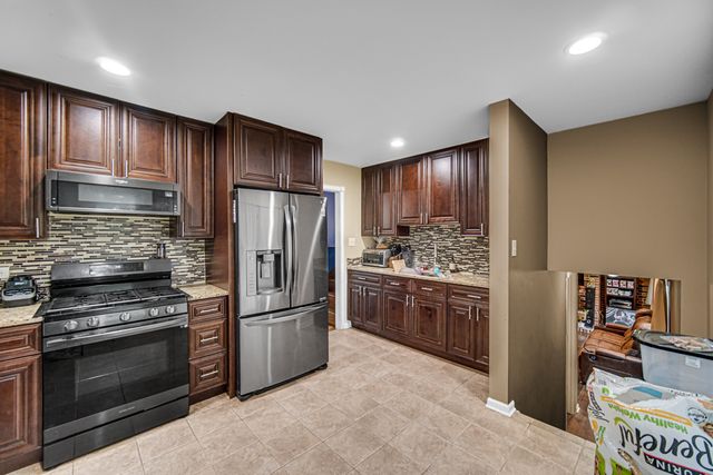 2837 191st Place, Lansing, IL 60438