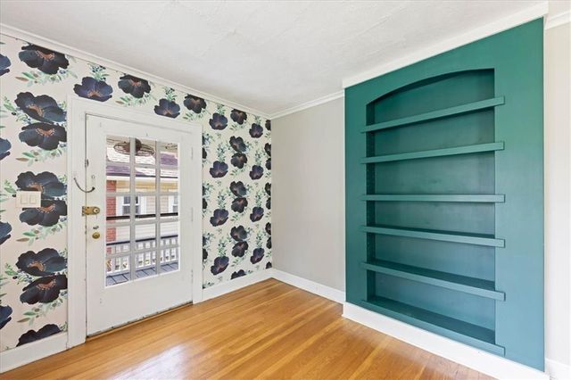 6152 Locust Street, Kansas City, MO 64110