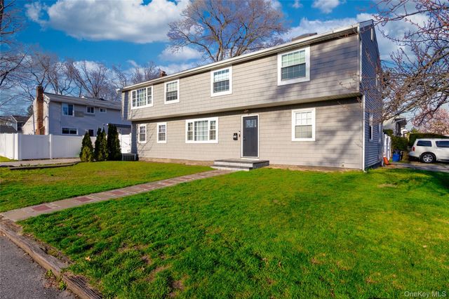 151 Cheltenham Road, West Babylon, NY 11704