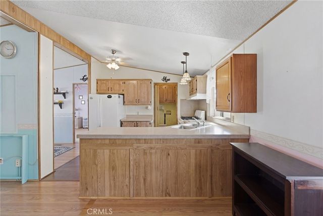 21591 Oak, Perris, CA 92570