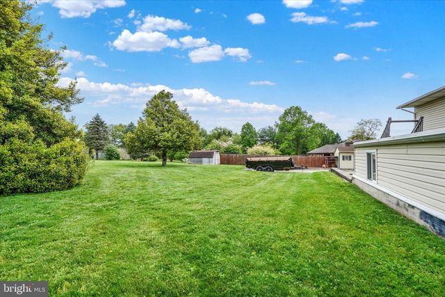95 VINTON DR, York, PA 17402