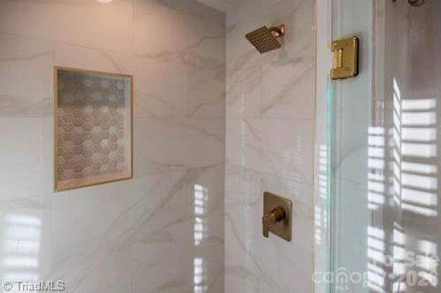 1405 Lyndhurst Drive, High Point, NC 27262