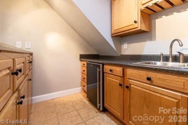 1405 Lyndhurst Drive, High Point, NC 27262