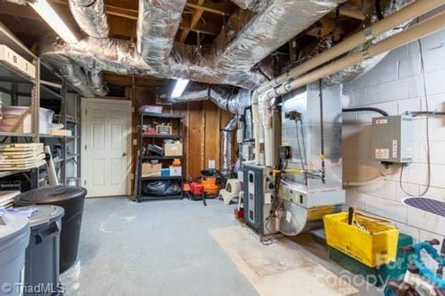 1405 Lyndhurst Drive, High Point, NC 27262