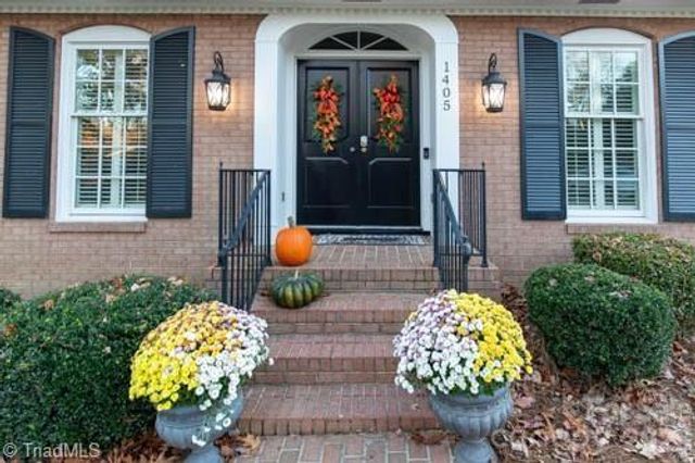 1405 Lyndhurst Drive, High Point, NC 27262