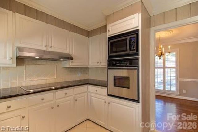 1405 Lyndhurst Drive, High Point, NC 27262
