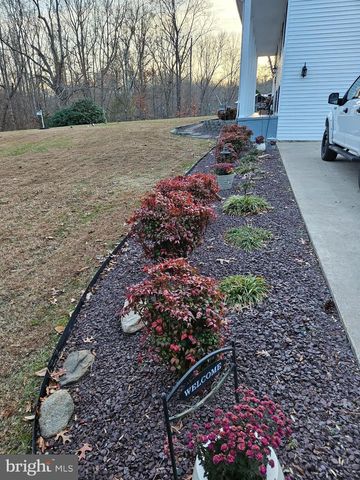 14464 LIPSCOMB HILL LN, Milford, VA 22514