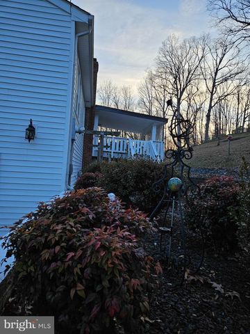 14464 LIPSCOMB HILL LN, Milford, VA 22514