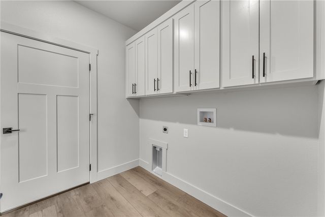20 Marionet Lane, Bella Vista, AR 72714