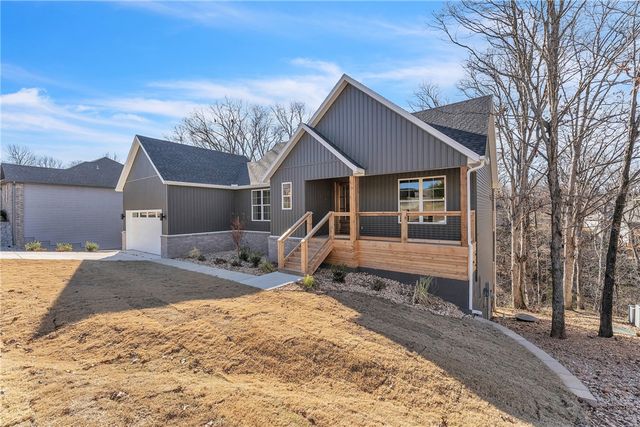 20 Marionet Lane, Bella Vista, AR 72714
