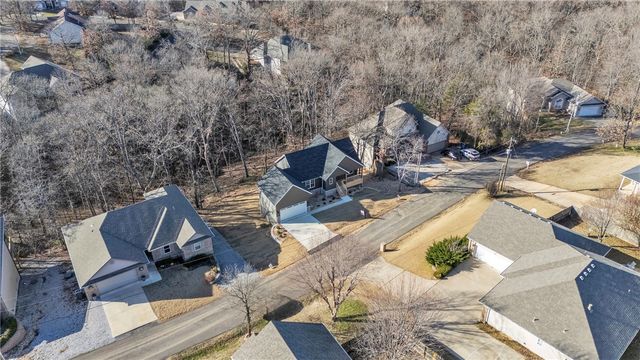 20 Marionet Lane, Bella Vista, AR 72714