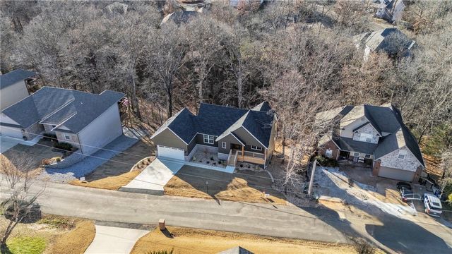 20 Marionet Lane, Bella Vista, AR 72714