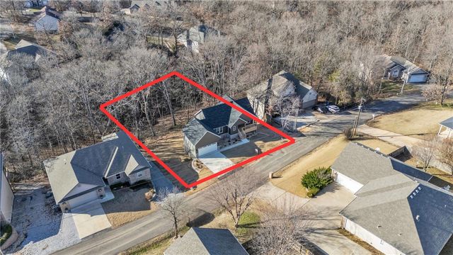20 Marionet Lane, Bella Vista, AR 72714