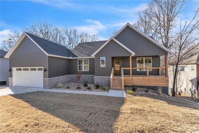 20 Marionet Lane, Bella Vista, AR 72714