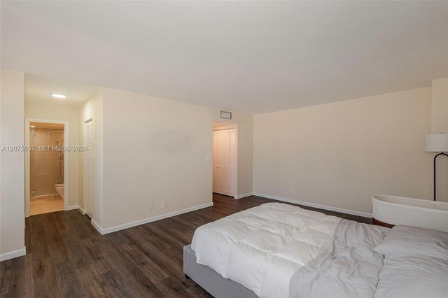 600 Three Islands Boulevard 521, Hallandale Beach, FL 33009