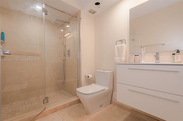 600 Three Islands Boulevard 521, Hallandale Beach, FL 33009
