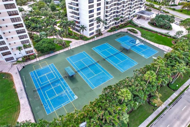 600 Three Islands Boulevard 521, Hallandale Beach, FL 33009