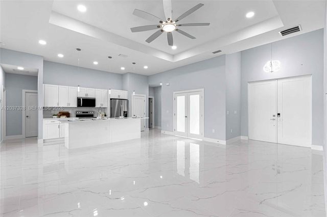 3909 16th Street W, Lehigh Acres, FL 33971
