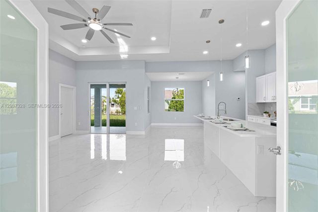 3909 16th Street W, Lehigh Acres, FL 33971